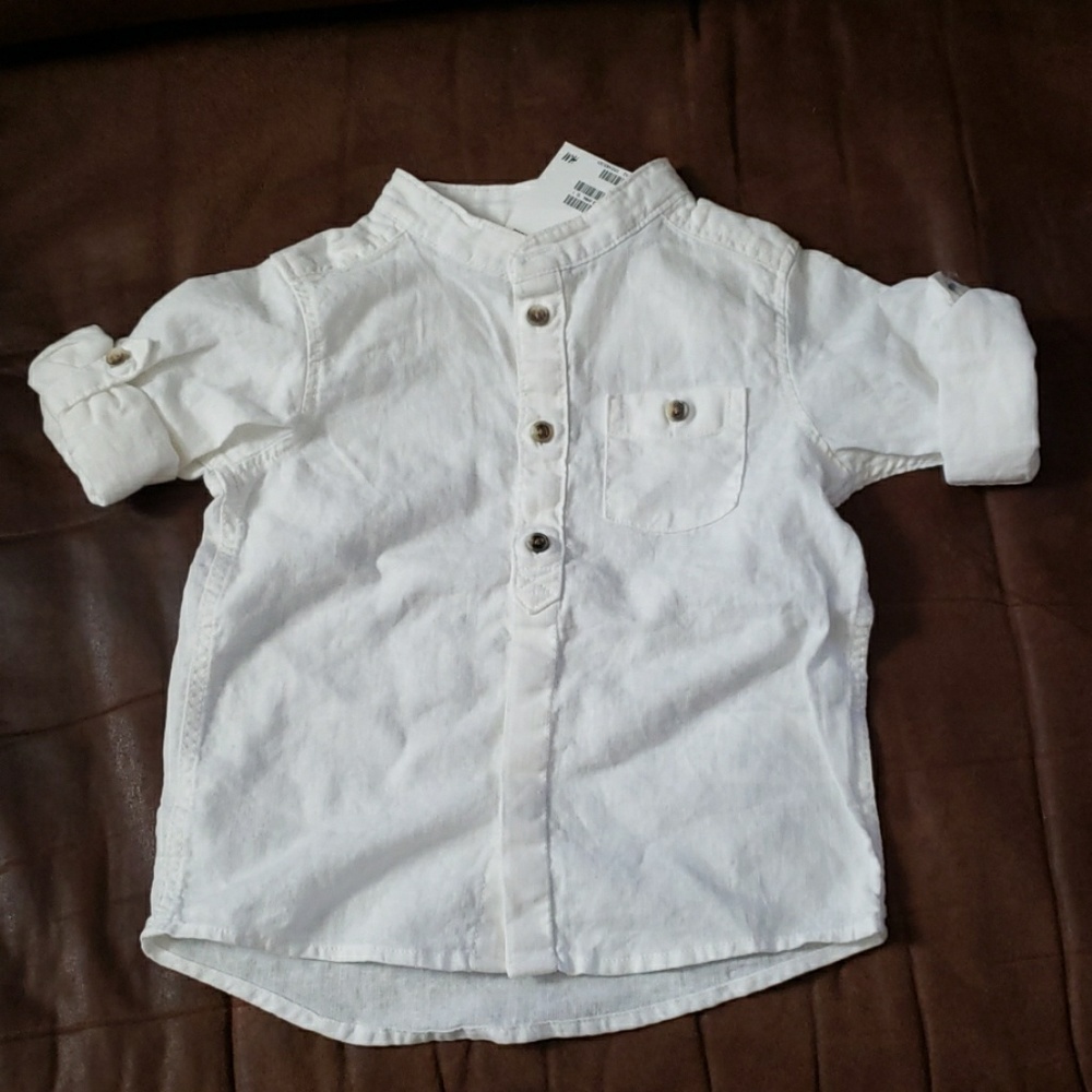 Boy's shirt.
